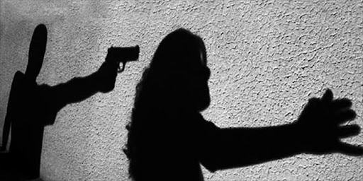 Serdivan'da silah zoruyla kız kaçırmak istedi