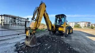 Serdivan'da yol çalışmaları hız kesmiyor