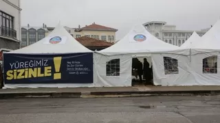 Serdivan depremzedelere kucak açtı