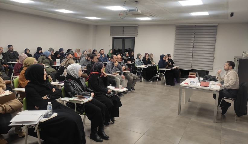 Serdivan Fikir ve Sanat Akademisi’nde dersler sürüyor