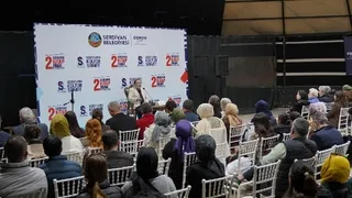 Serdivan Kitap Fuarı’nda Ünlü İsimlere Büyük İlgi