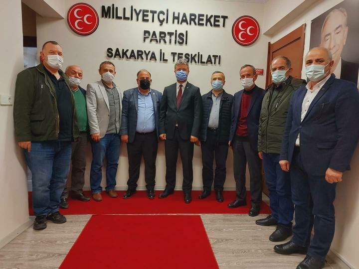 Serdivan Muhtarlar Derneği'nden MHP İl Başkanı'na ziyaret
