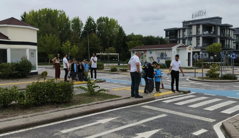  Serdivan Trafik Park minik ziyaretçilerini ağırladı