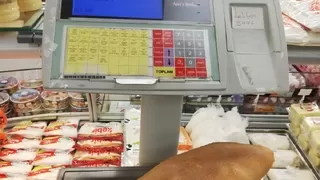 Serdivan zabıtadan market ve fırınlara denetim