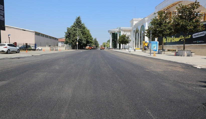 Serdivan’da asfalt çalışmaları sürüyor