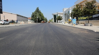 Serdivan’da asfalt çalışmaları sürüyor