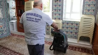 Serdivan’da camilerde bayram temizliği