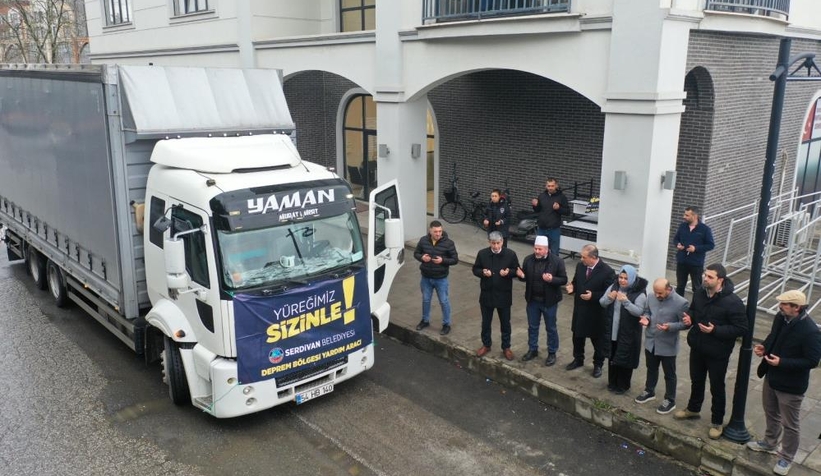 Serdivan’dan deprem bölgesine 23’üncü yardım tırı