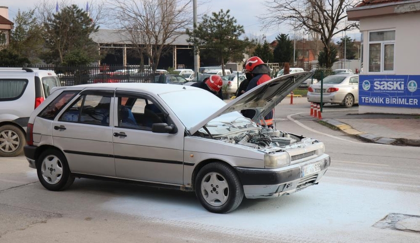 Seyir halinde alev aldı
