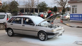 Seyir halinde alev aldı