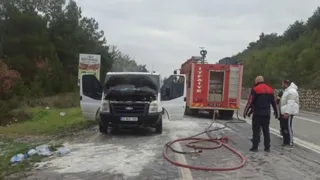 Seyir halindeki araçta yangın