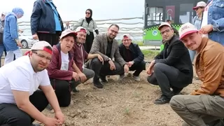 SGM’nin özel öğrencileri fideleri toprakla buluşturdu