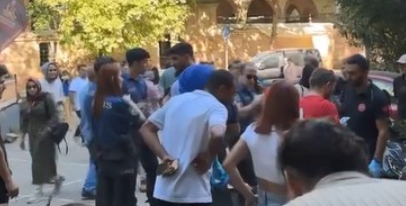 Sigara verilmemesine kızdı 4 kişiyi bııçakladı