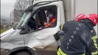 Sıkışan sürücü için seferber oldular