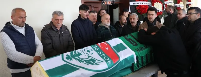 Silahlı saldırıda ölen Kubilay Kaan Kundakçı toprağa verildi