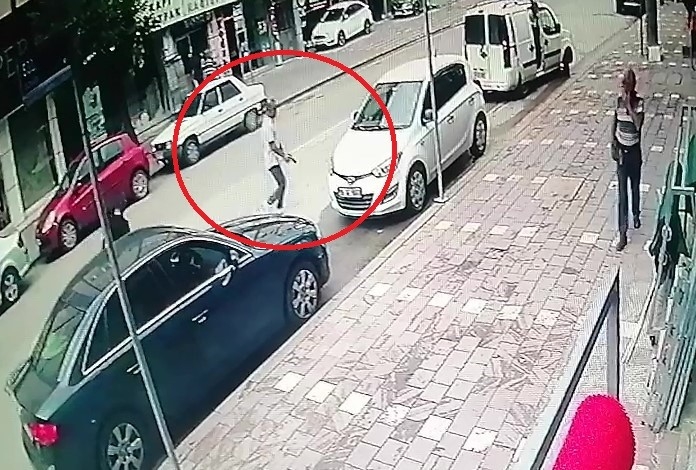 Silahlı saldırıya uğradı, soğukkanlılığıyla dikkat çekti