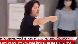 Sinir krizi geçirdi canlı yayını terk etti