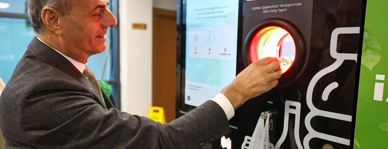 Şişeler iade edilip para alınıyor; İşte toplanan atık sayısı