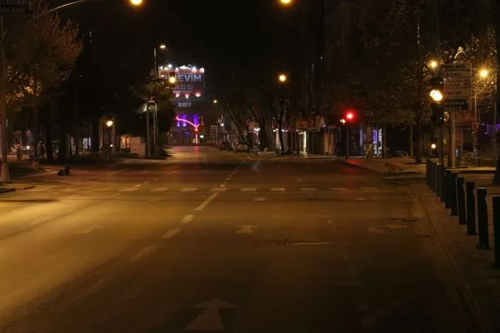 Sokağa çıkma yasağı başladı