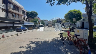 Sokağı kapatan çadıra esnaftan tepki