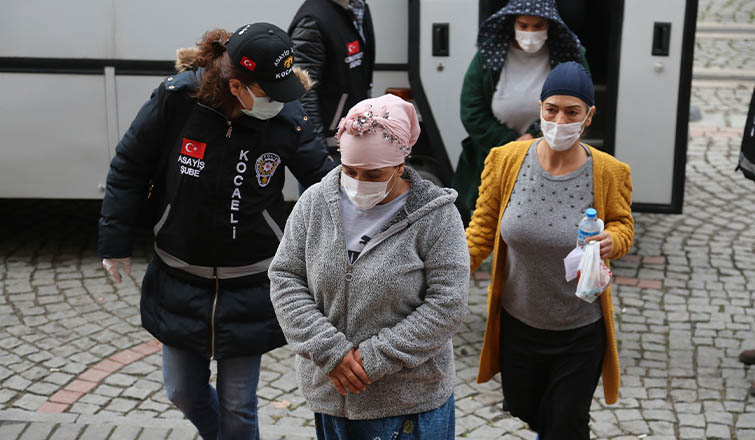 Sokak ortasındaki cinayette 3’ü kadın 8 kişiye gözaltı