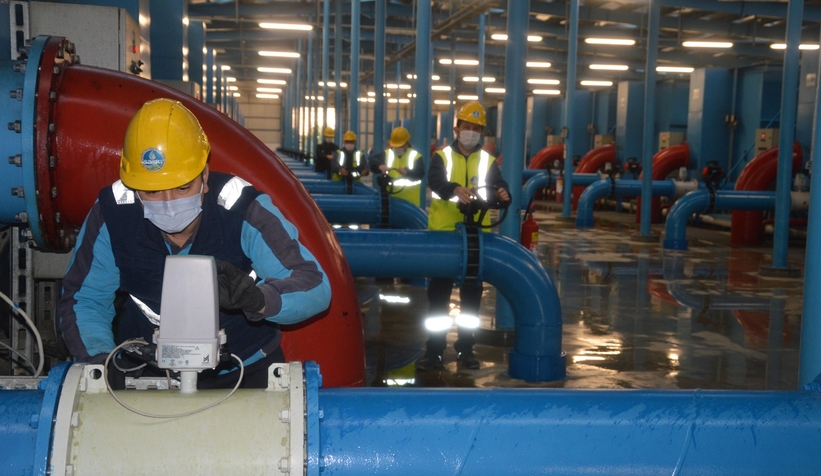 Sokaklar boş ama onlar görev başında