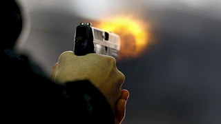 Sokakta başından vurulmuş olarak bulundu