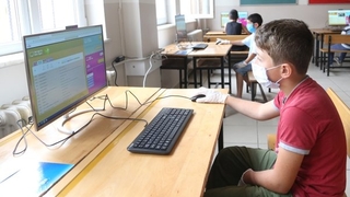 Son dakika adımı; Tatil bazı sınıflar için uzadı