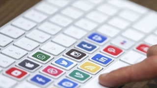 Sosyal medya düzenlemesi yürürlüğe girdi