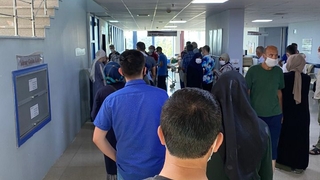 Sosyal mesafe unutulunca uyarı geldi!