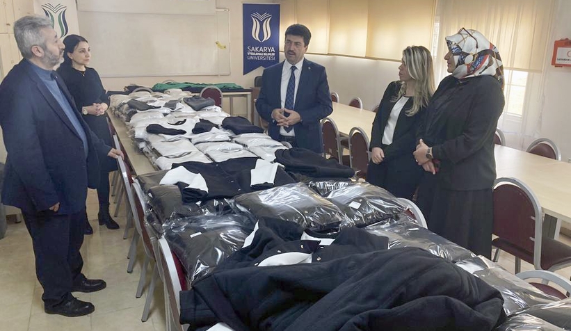 SUBÜ depremzedeler için kışlık kıyafet üretiyor