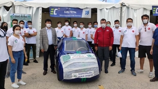 SUBÜ'nün Revolt'u 3 kupayı birden kazandı