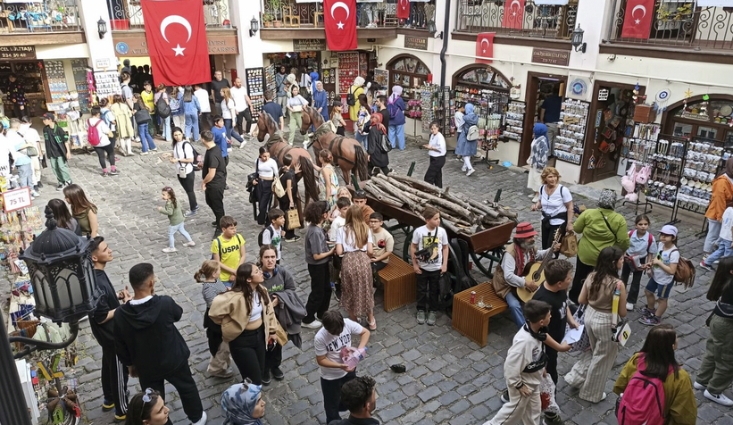 SUBÜ personelleri Eskişehir’i gezdi