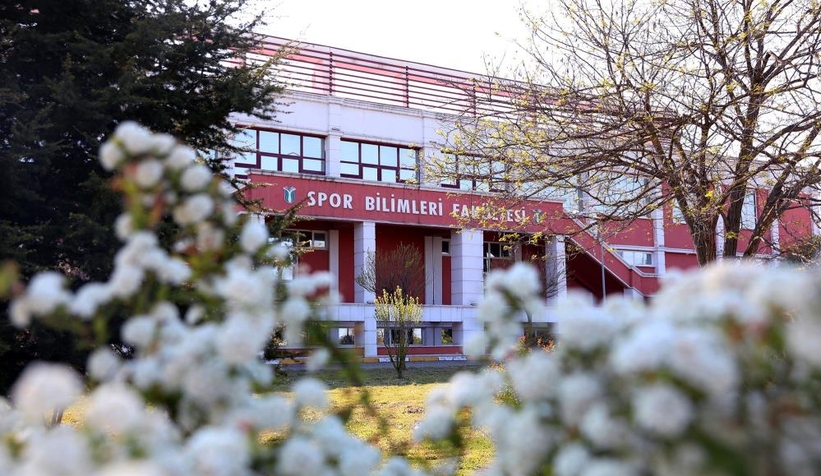 SUBÜ Spor Bilimleri Fakültesi’ne akreditasyon