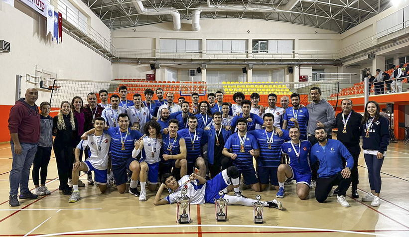 SUBÜ’den kadın ve erkek voleybolda ikincilik