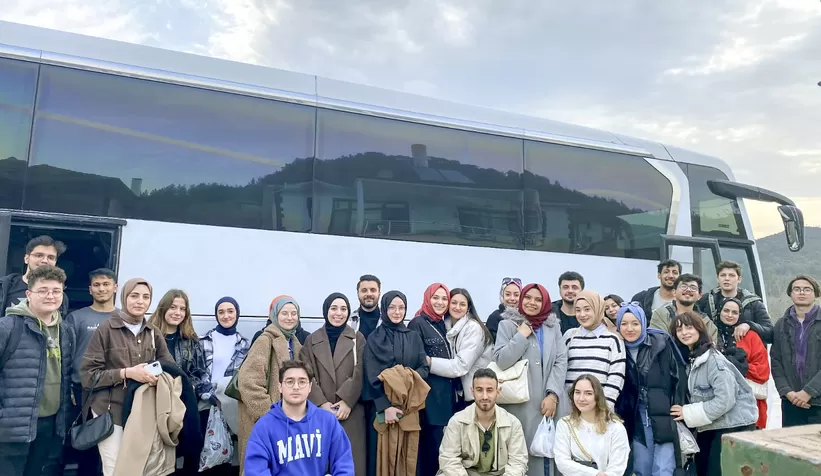 SUBÜ’nün mühendis adayları Taraklı turundaydı
