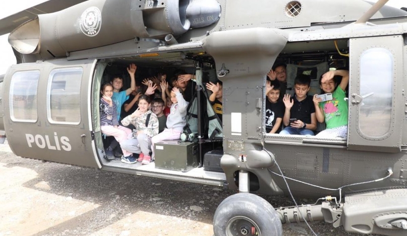 Süleyman Soylu çocukları kırmadı: Helikoptere bindirdi