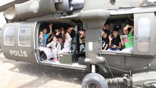 Süleyman Soylu çocukları kırmadı: Helikoptere bindirdi