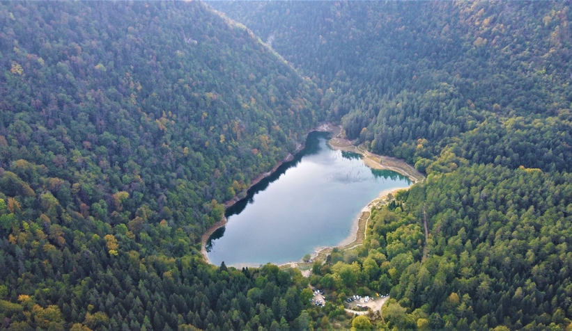 Sülüklü Göl’ün havadan görüntüsü mest etti