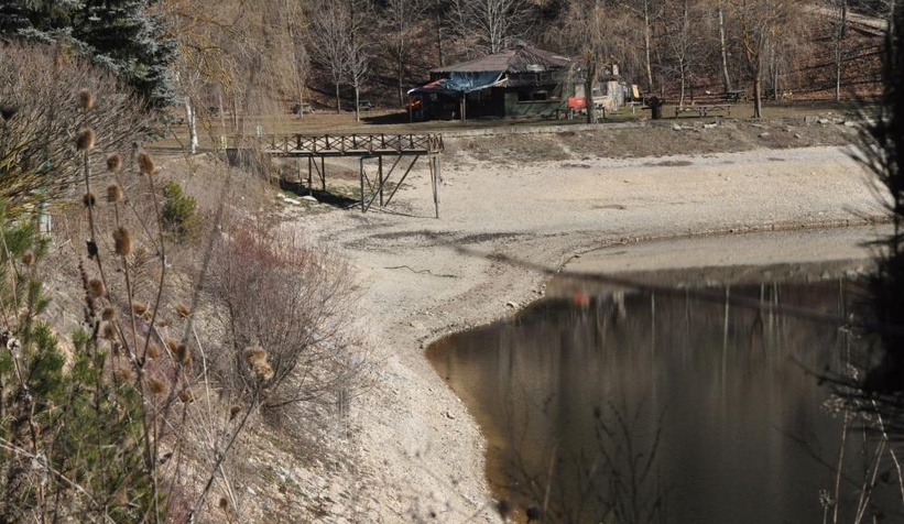 Sünnet Gölü kurumak üzere