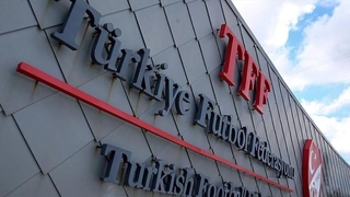 Süper Lig ertelendi