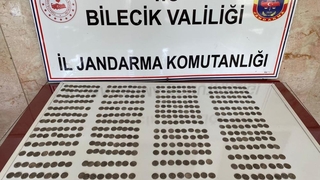 Şüpheli araçta 495 adet sikke ele geçirildi