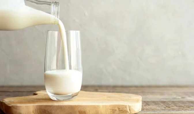 Süt zammı etikete yansımaya başladı