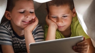 Tablet kullanımı çocukları olumsuz etkiliyor