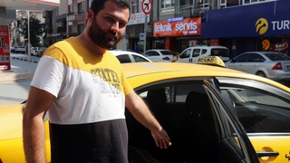 Takı dolu çantayı takside unuttular