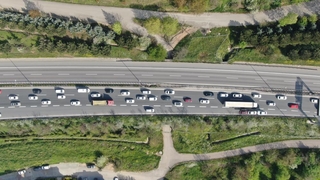 Tam kapanma öncesi kaçış sürüyor