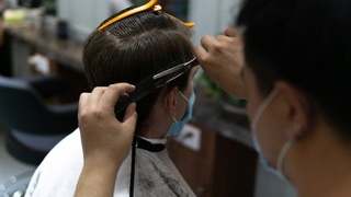 Tam kapanma sonrası esnaf iş yerlerini açtı