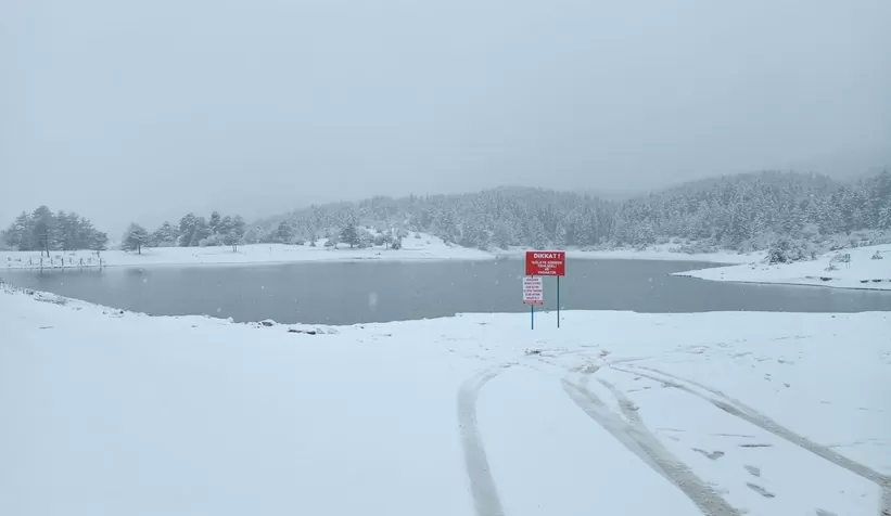 Taraklı'da kar etkili oldu 