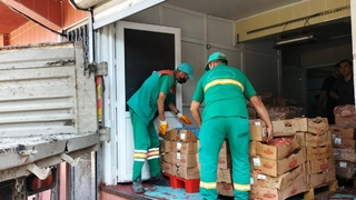 Tarihi geçmiş tavukları piyasa süreceklerdi, zabıta buldu