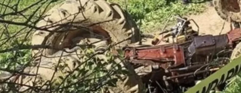 Tarlada korkunç kaza: Traktör sürücüsü öldüTarlada korkunç kaza: Traktör sürücüsü öldü